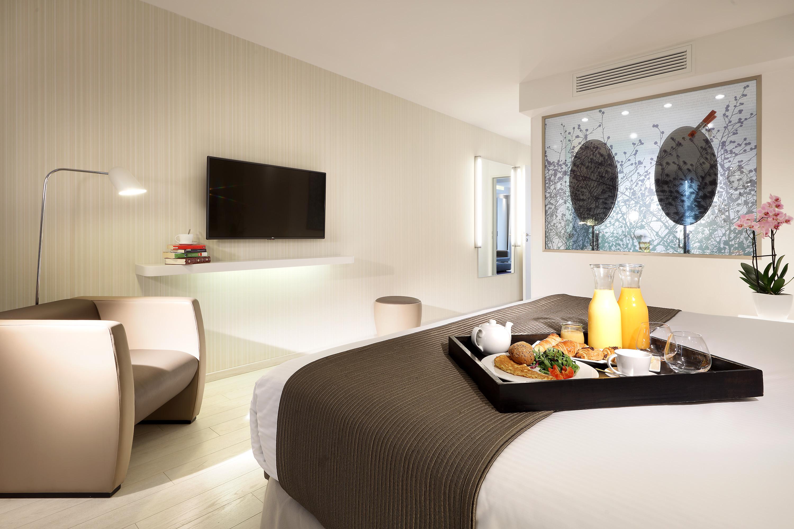 Hotel Eurostars Book