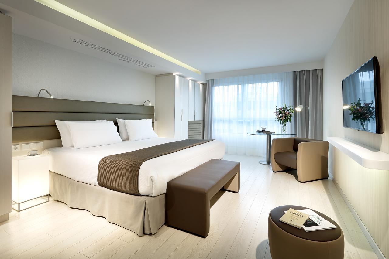 Hotel Eurostars Book