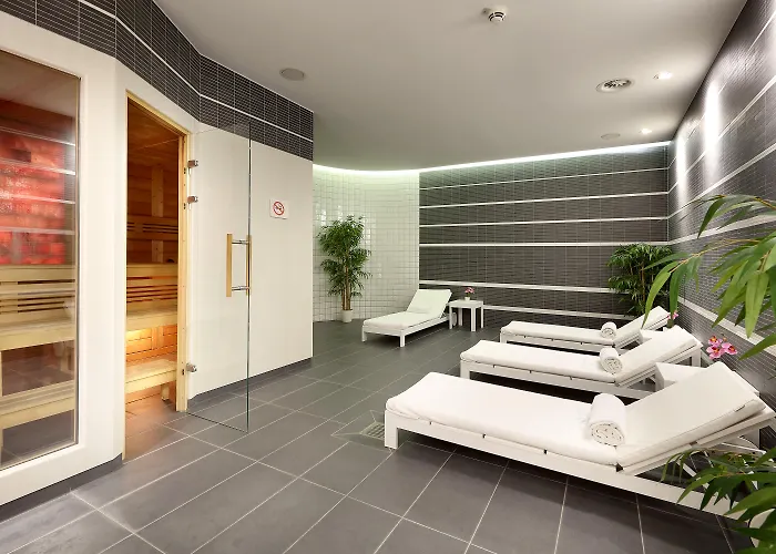 Eurostars Book Hotel